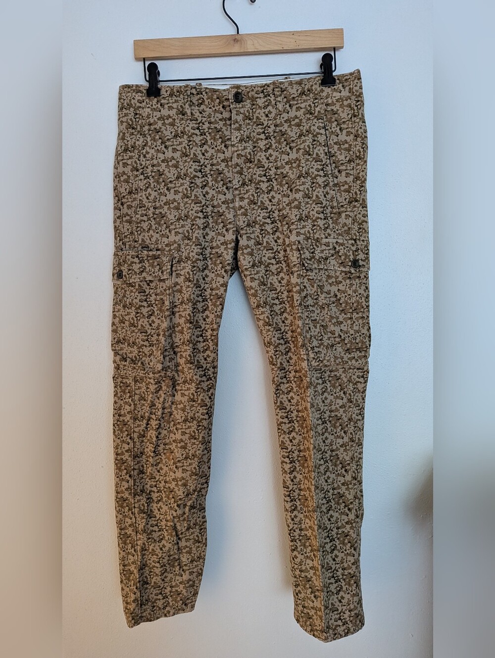 Levi Strauss & Co Slim Straight Cargo